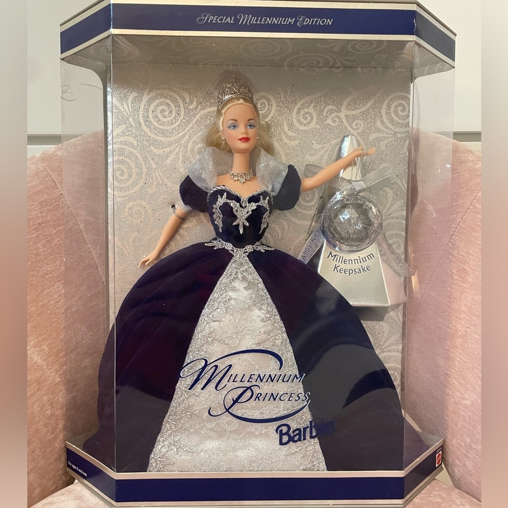 Millennium Princess Barbie Doll HAPPY NEW YEAR 2000 Special Millennium Edition